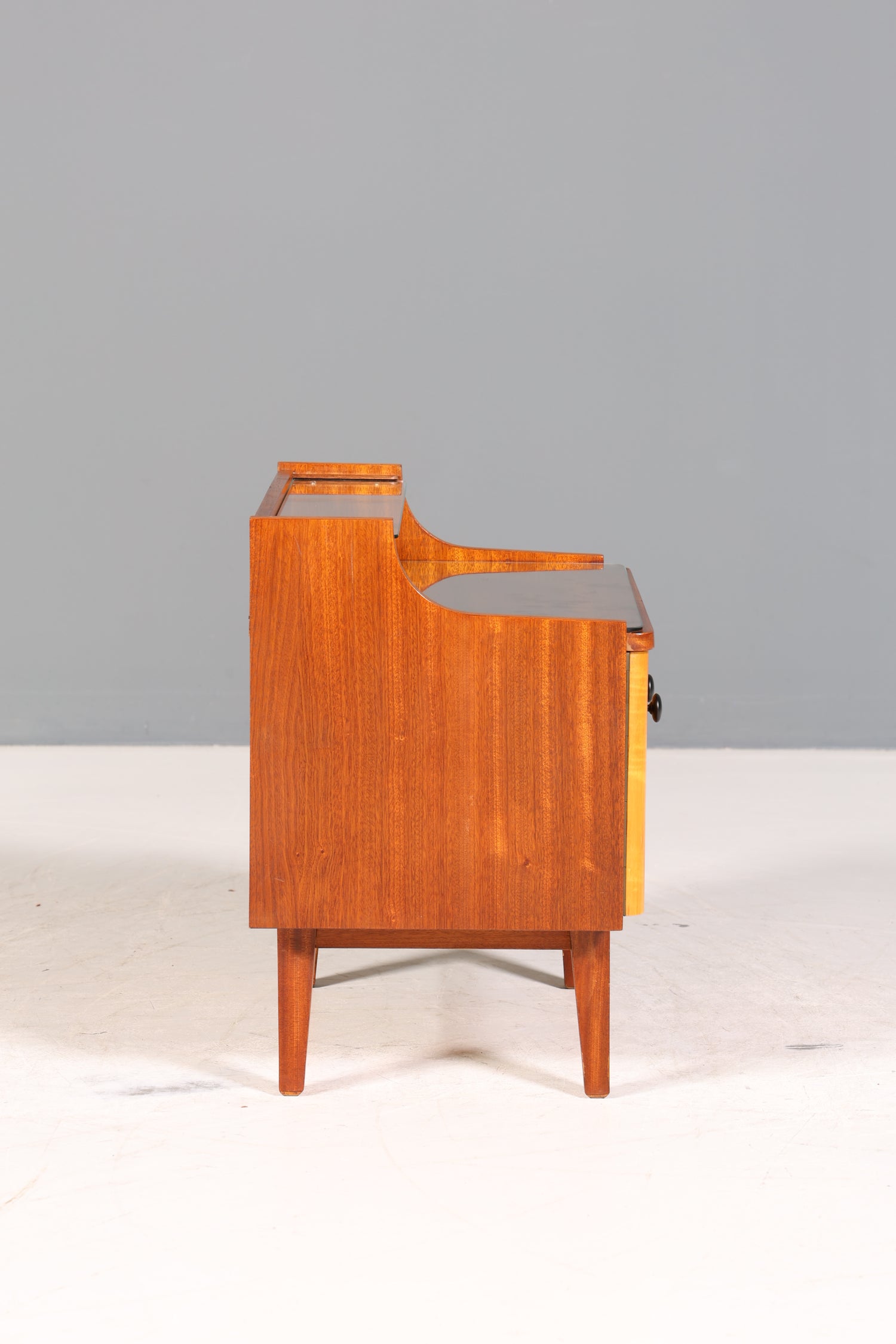 Wunderschöne Mid Century Kommode Vintage Nachttisch 60s Schubladenkommode 1 von 2