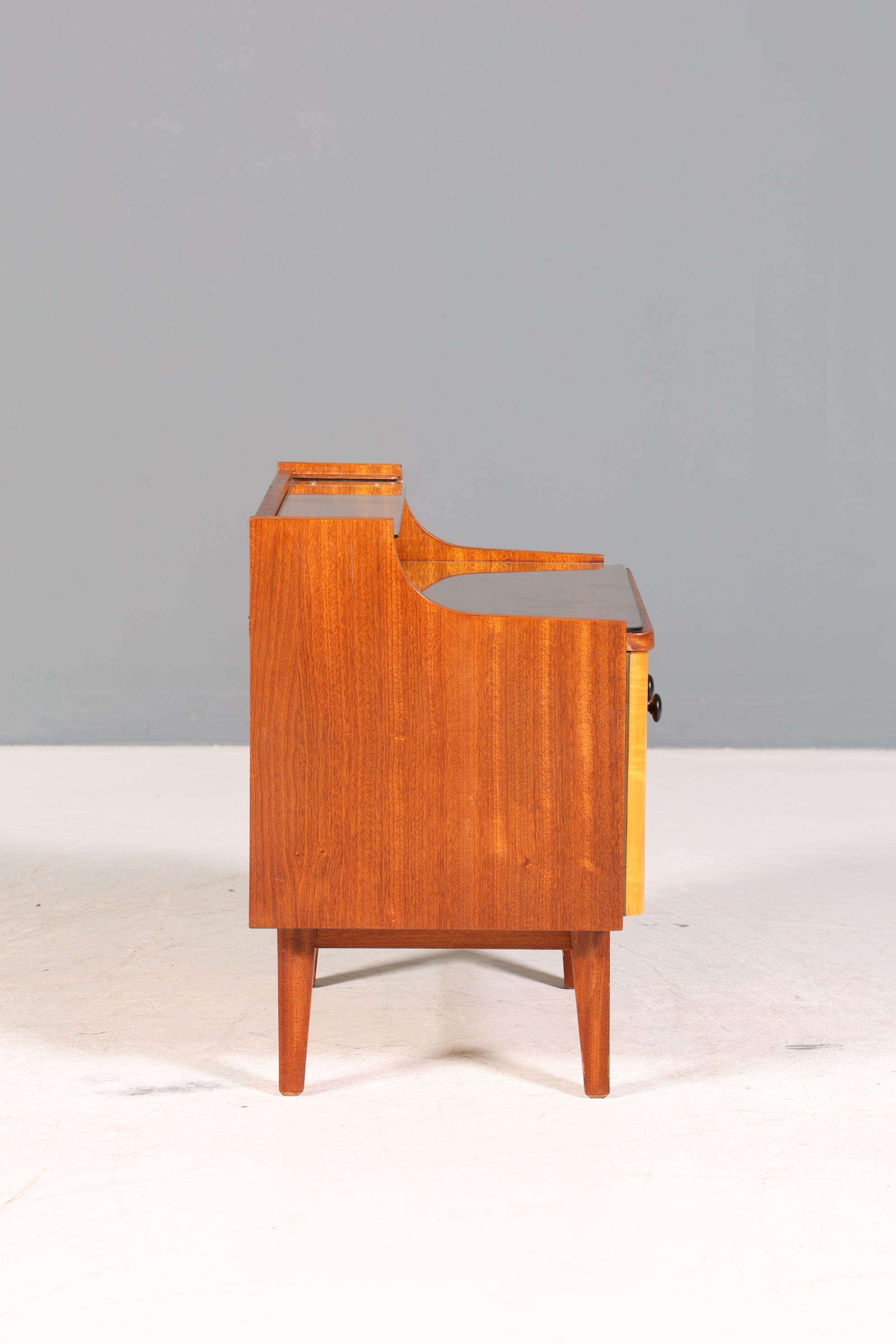 Wunderschöne Mid Century Kommode Vintage Nachttisch 60s Schubladenkommode 1 von 2