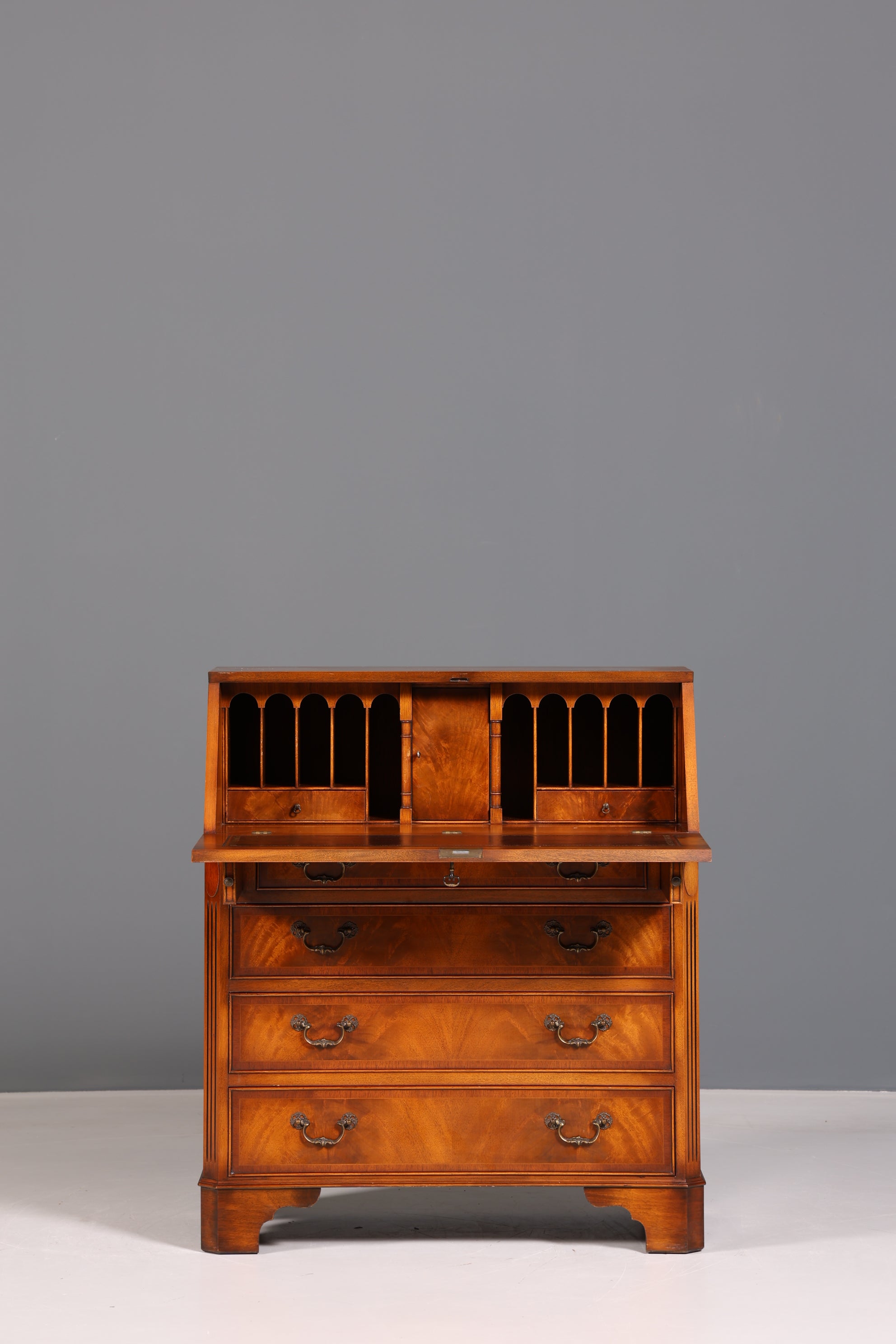 Wunderschöner Englischer Sekretär echt Leder Schreibkommode UK Schreibtisch Kommode