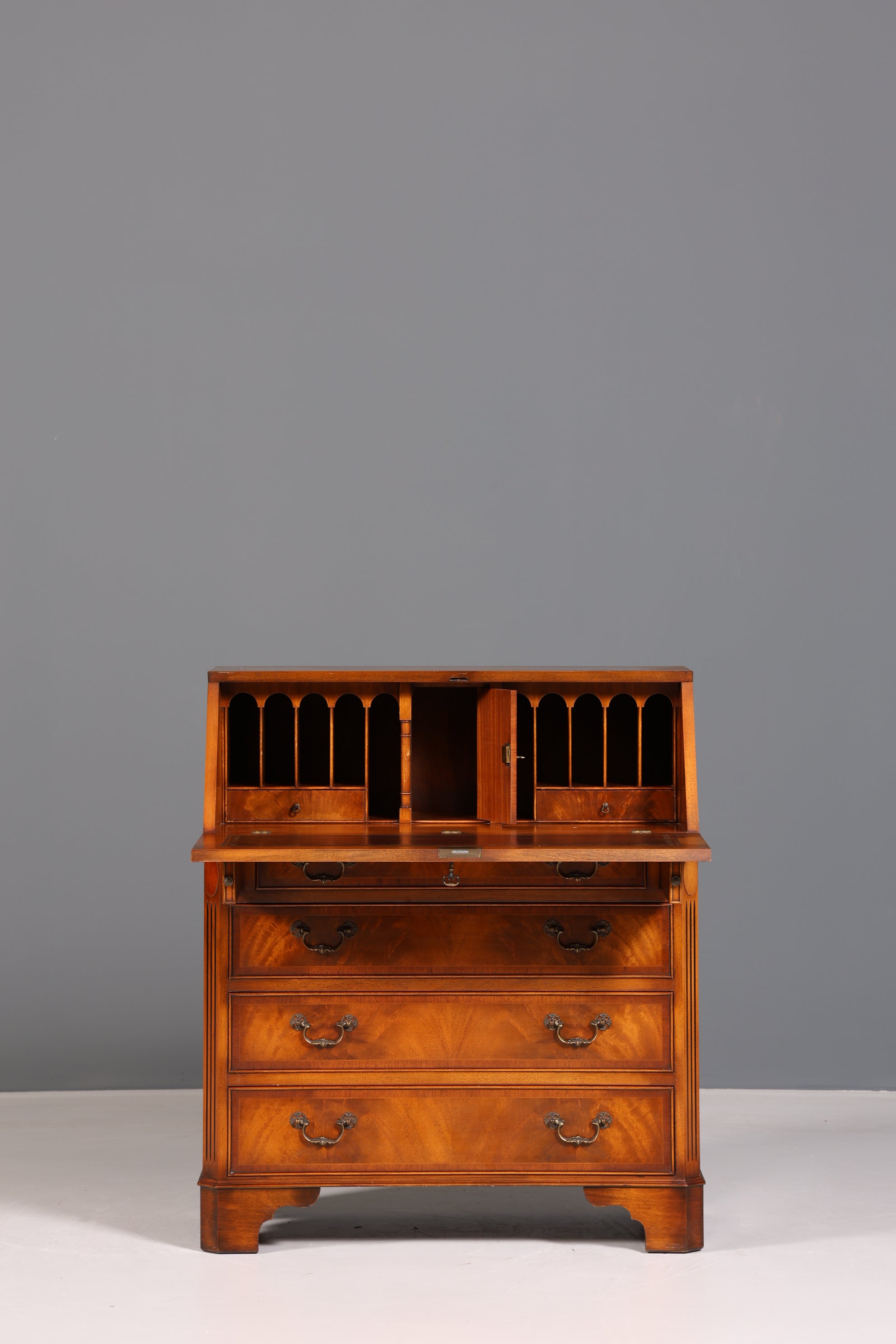 Wunderschöner Englischer Sekretär echt Leder Schreibkommode UK Schreibtisch Kommode