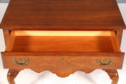 Stilvolle Kommode der Marke American Drew Inc. Antik Stil Sideboard USA Schubladenkommode