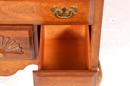 Stilvolle Kommode der Marke American Drew Inc. Antik Stil Sideboard USA Schubladenkommode