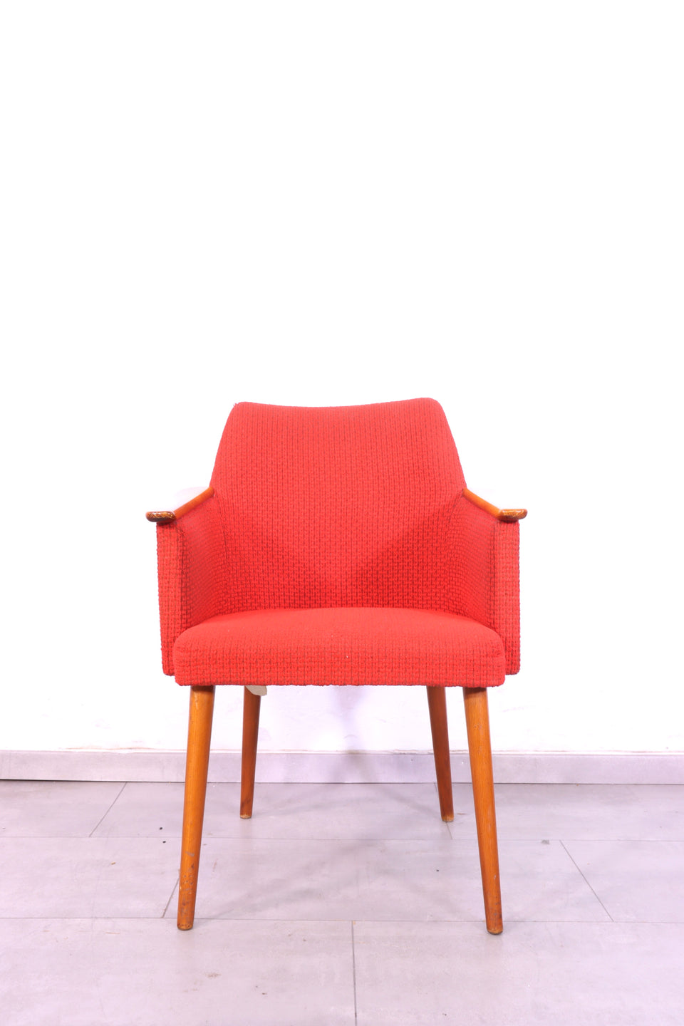 Wunderschöner Mid Century Armlehnsessel Vintage Cocktail Stuhl Rot Stoff