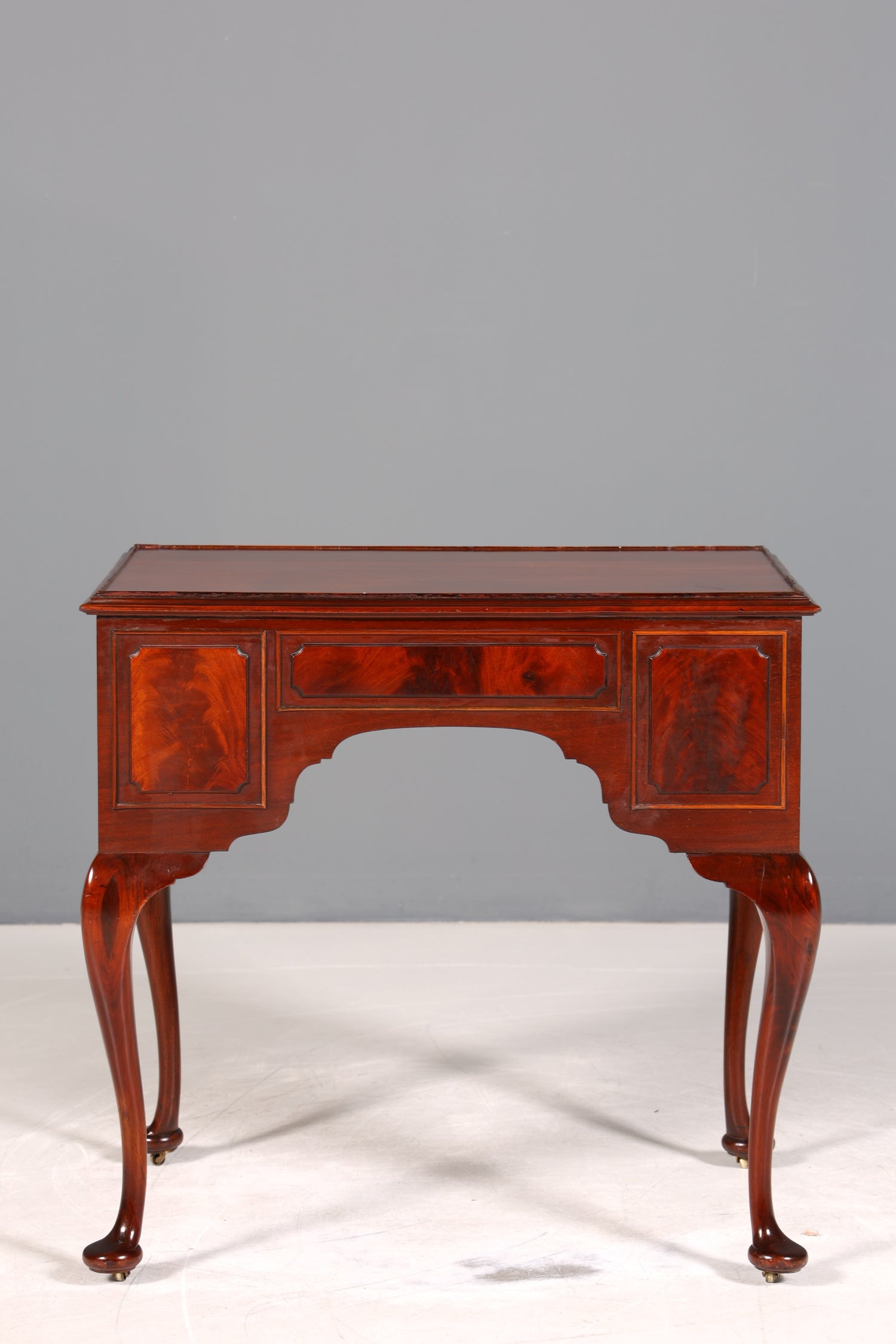 Wunderschöner Chippendale Schreibtisch echt Holz Antik Stil Bürotisch Damensekretär Barock Stil Office Desk