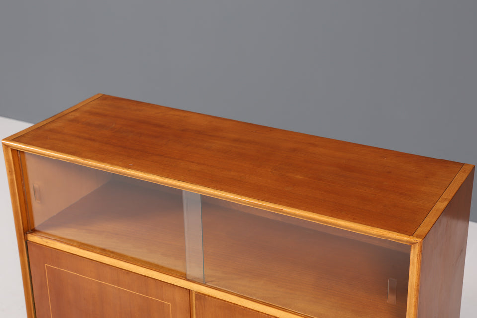 Wunderschöne Mid Century Holz Schrank Retro Sideboard 1 von 2
