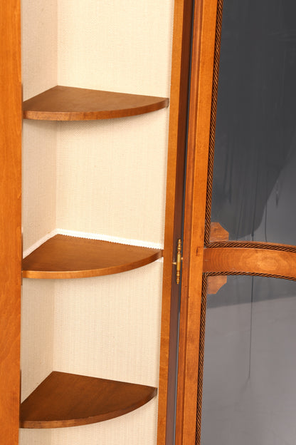 Wunderschöne Original Selva Eckvitrine Antik Stil Vitrine Schrank Geschirrschrank Glasvitrine