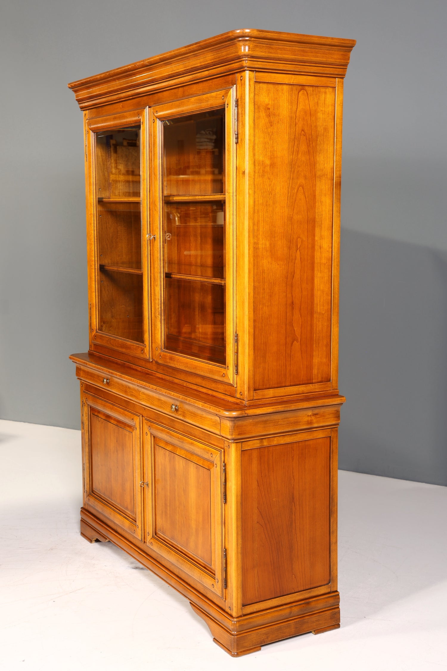 ENG06 | E013 Traumhafte Original Selva Vitrine Antik Stil massiv Holz Buffet Villa Borghese Schrank Bibliothek