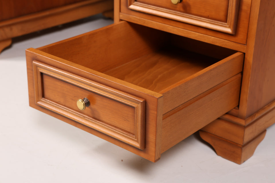 Edler Schreibtisch im Biedermeier Stil massiv Holz Bürotisch