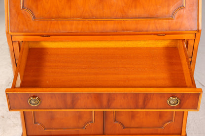 Stilvoller Englischer Sekretär Original Heldense Büro Schreibtisch Eibe Antik 60S Schreibkommode UK Schrank