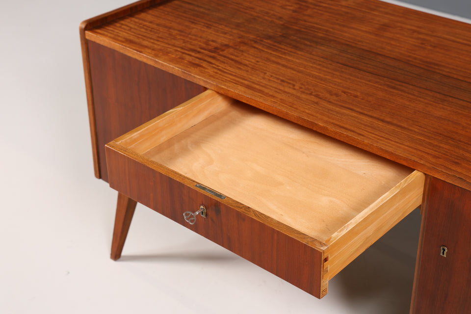 Wunderschöner Mid Century Schreibtisch Danish Design echt Holz Desk