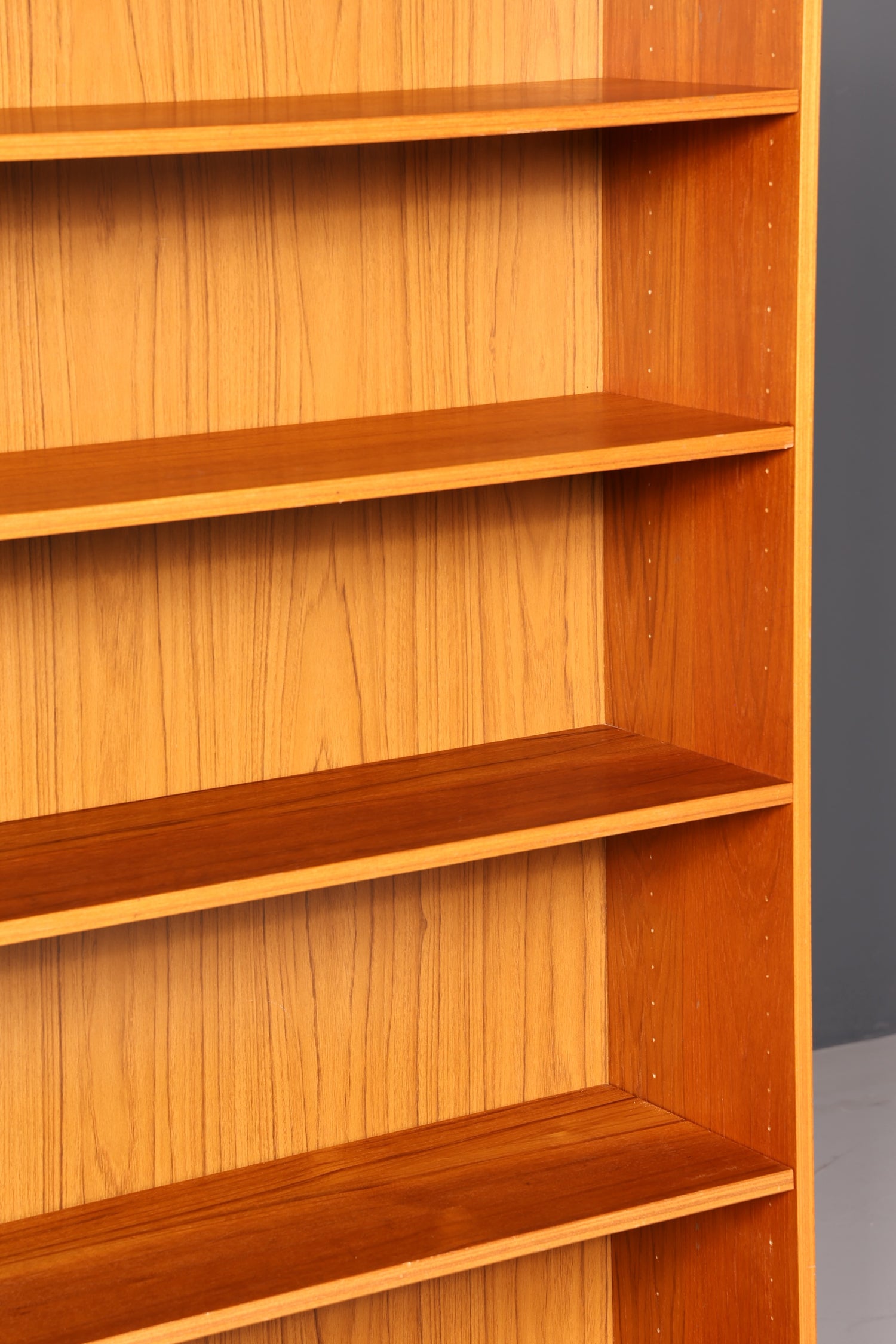 Schlichtes Mid Century Regal Vintage Bücherregal Schrank Buchablage Bookshelf 60s Holz