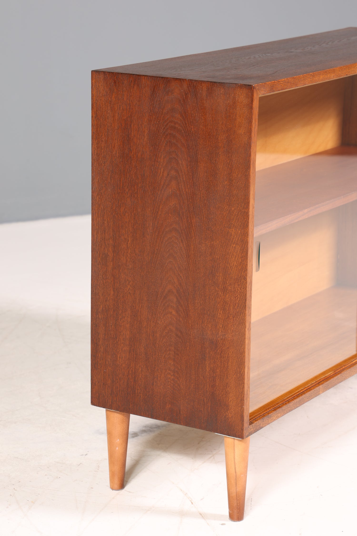 Wunderschöne Mid Century Vitrine Vintage Regal Retro Bücherregal 1 von 2