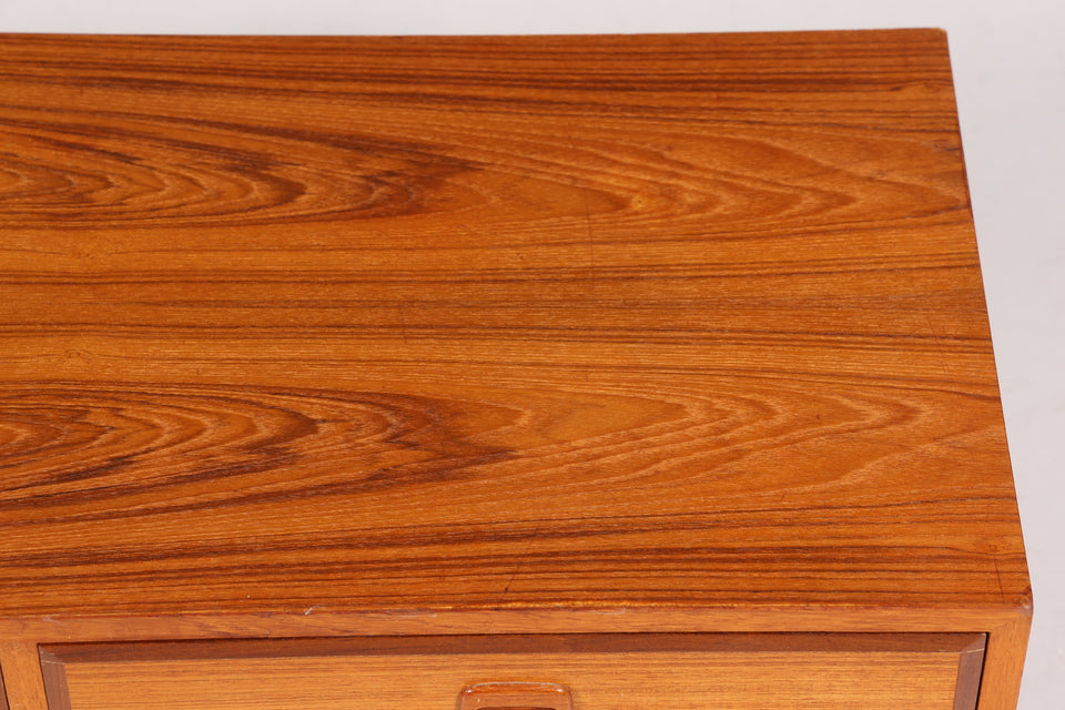 Schlichte Mid Century Kommode Danish Design echt Holz TV Schrank 60s