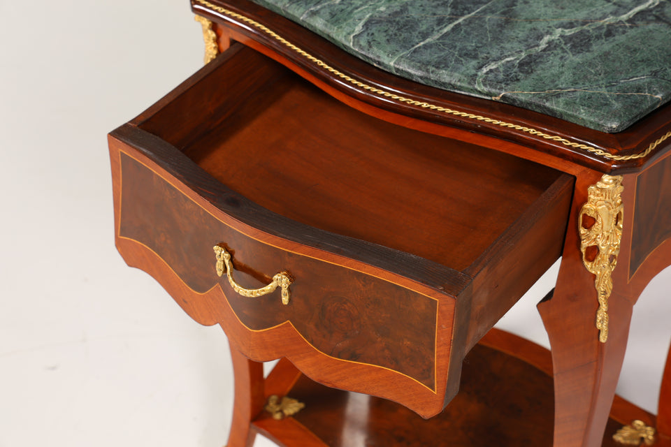 Traumhafte Barock Louis XV Beistelltisch massiv Ablage