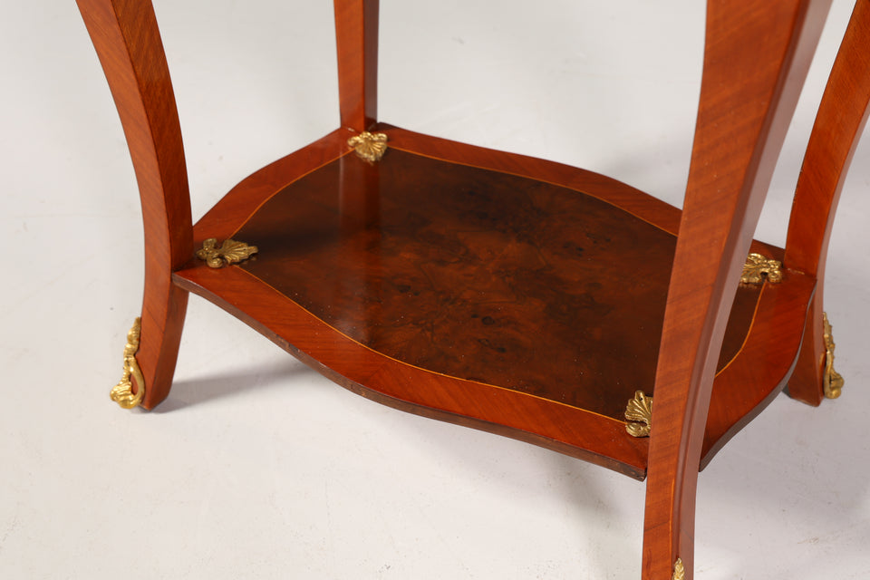 Traumhafte Barock Louis XV Beistelltisch massiv Ablage