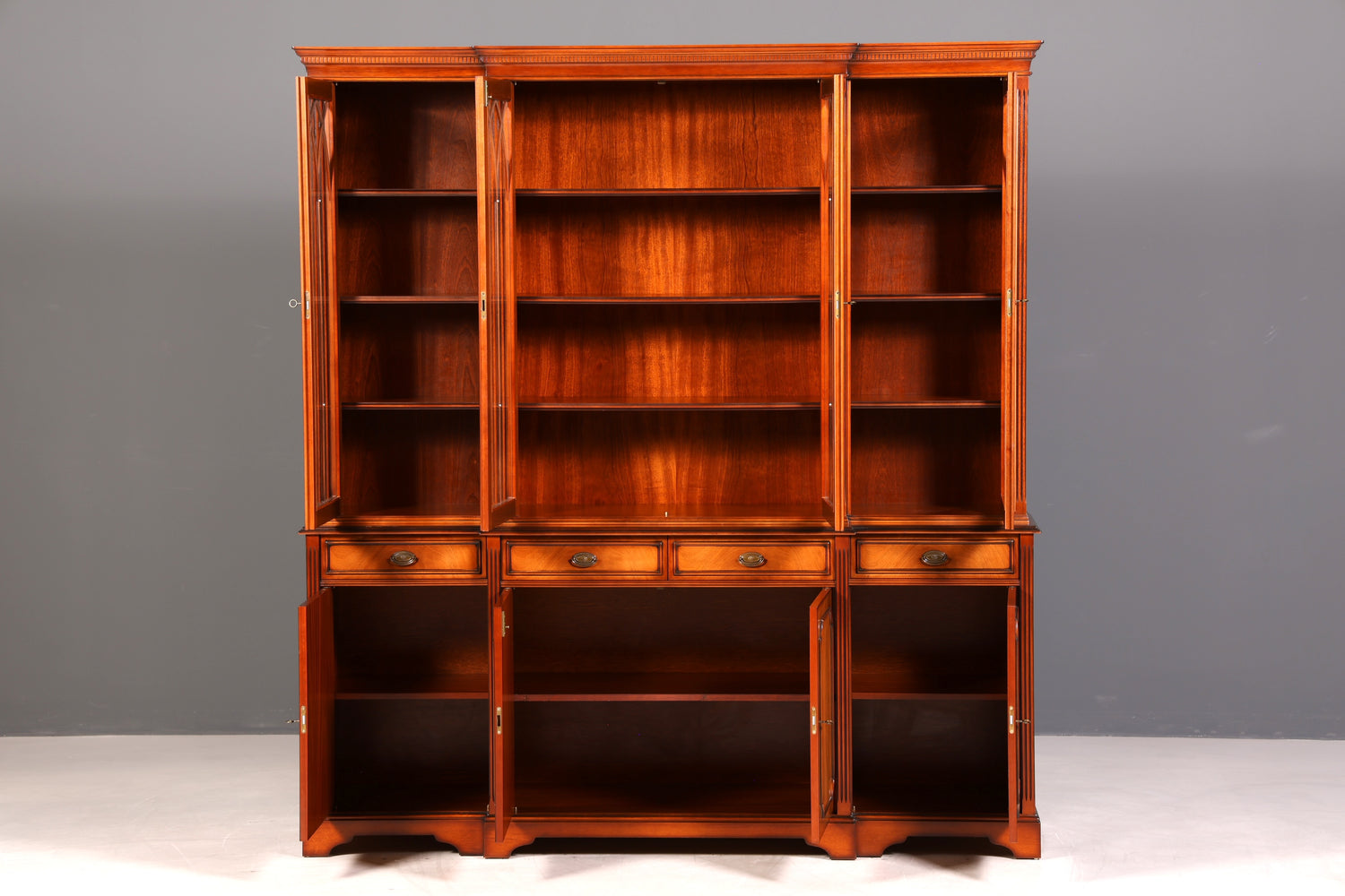 G719 Finish Wunderschöne Englische Vitrine Bibliothek Bücherschrank UK Buffet Schrank 60s Jahre (Kopie)