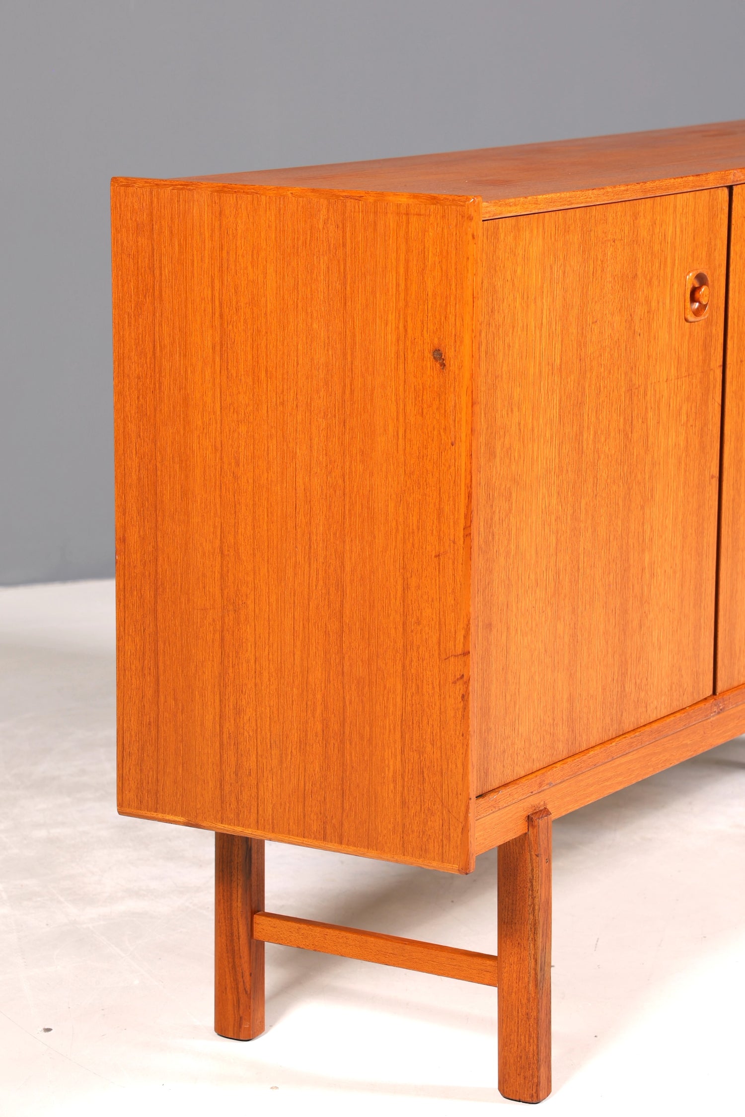 Wunderschönes Mid Century Sideboard Teak Holz Schrank Büro Kommode Highboard 60er Jahre
