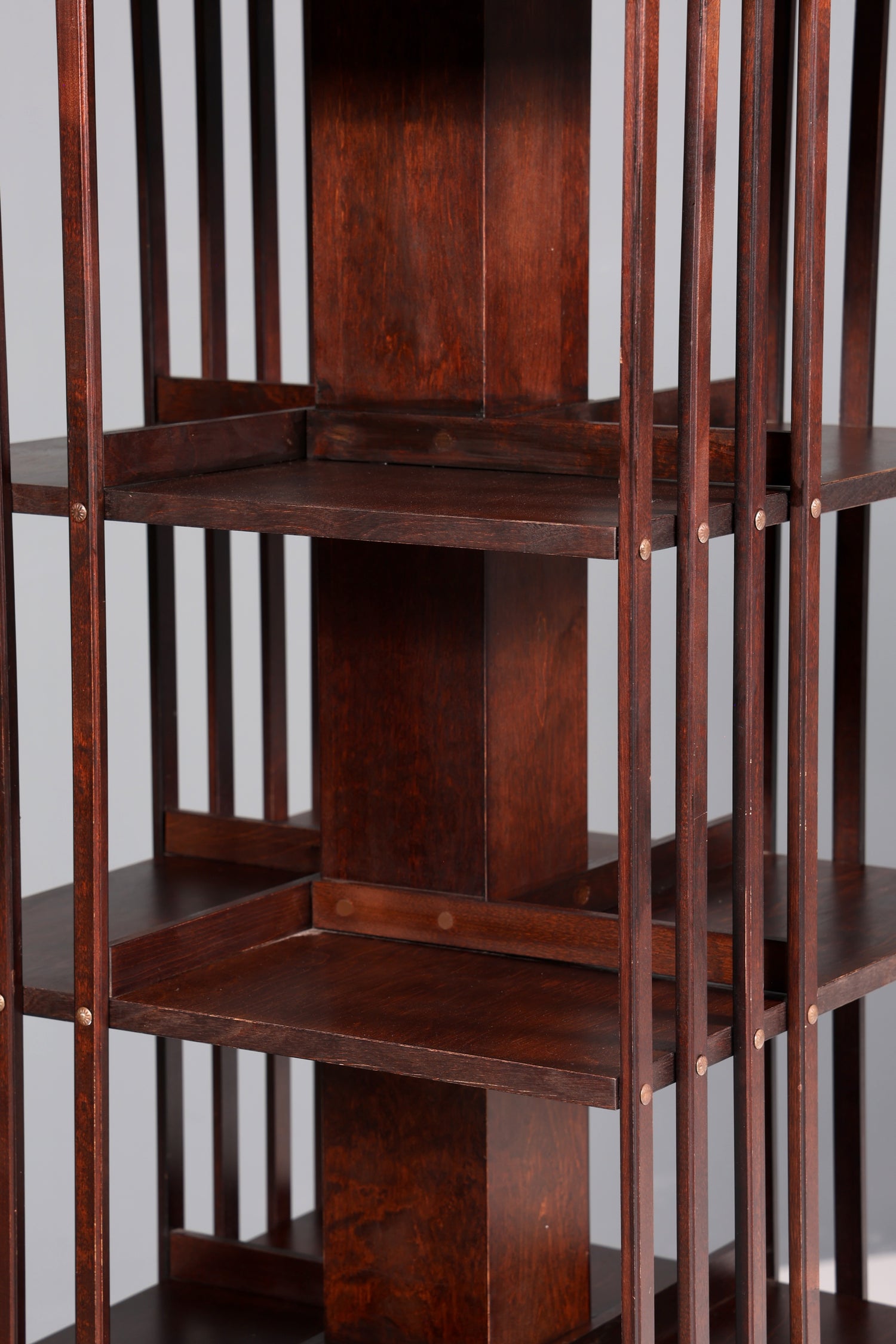 Traumhaftes Englisches drehbares Bücherregal UK Revolving Bookcase Regal