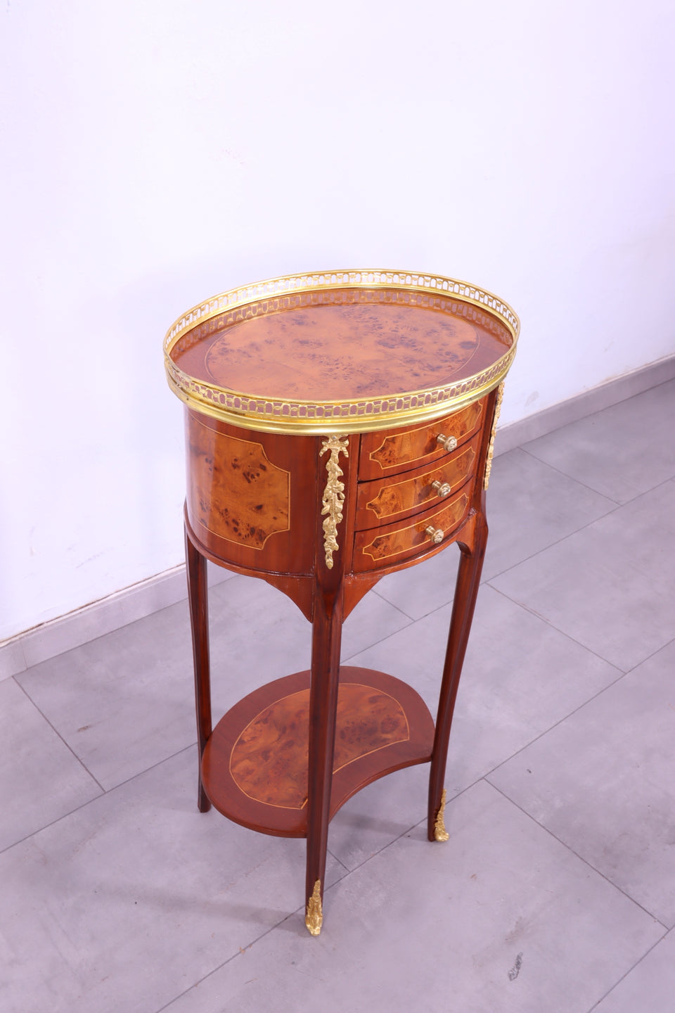Edler Barock Louis XV Stil Beistelltisch Antik Stil Ablage