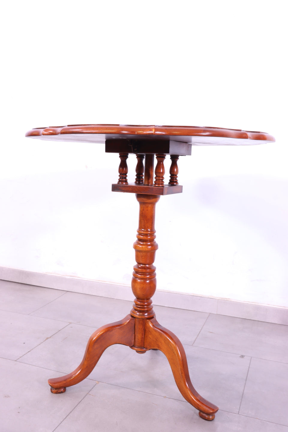 Edler Tisch der Marke Drexel Heritage Beitstelltisch Ablage Tisch 3 von 3