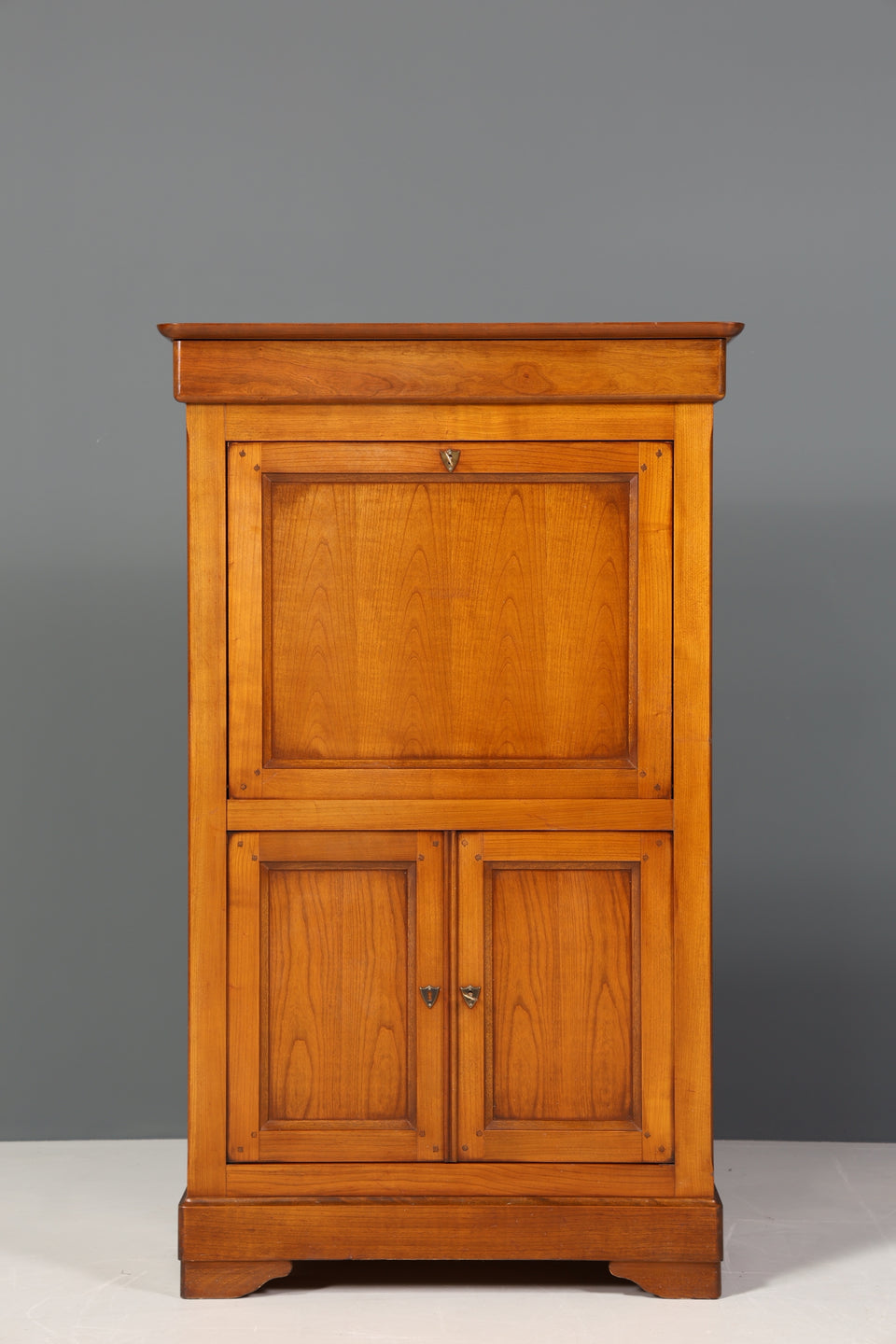 Traumhafter Sekretär im Biedermeier Stil echt Holz Schrank