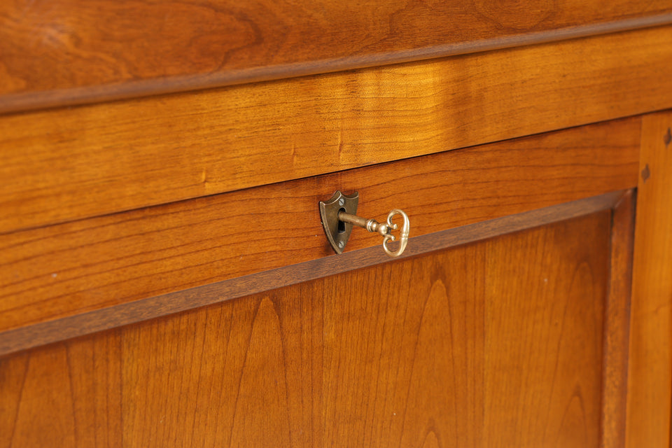 Traumhafter Sekretär im Biedermeier Stil echt Holz Schrank
