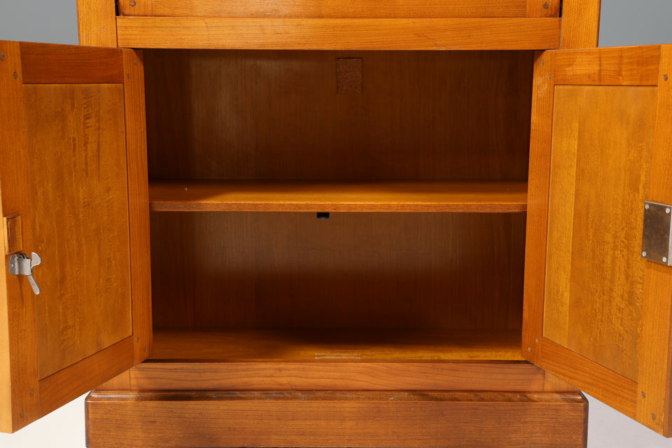 Traumhafter Sekretär im Biedermeier Stil echt Holz Schrank
