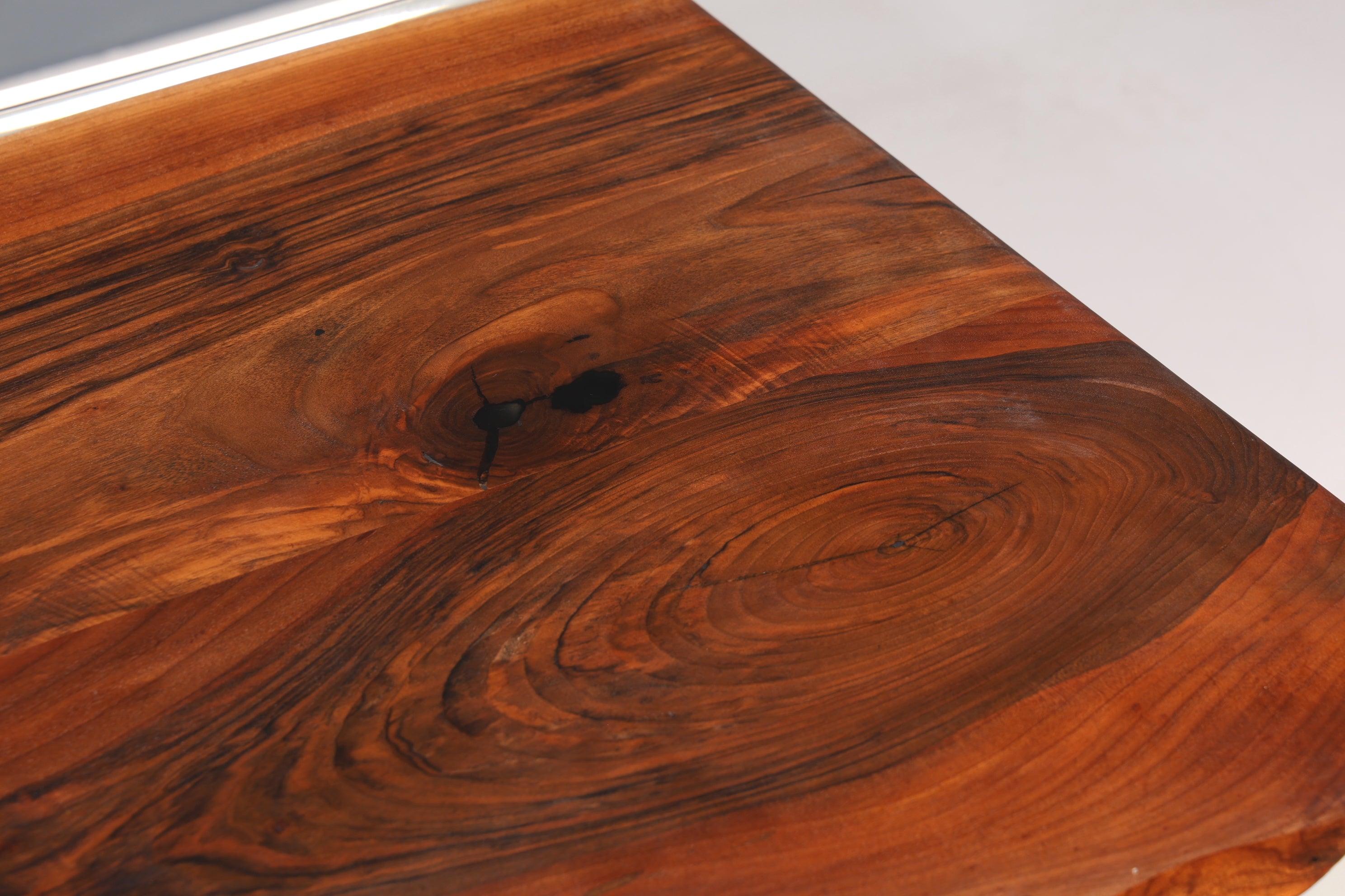 Beeindruckender Epoxidharz Tisch 200-90cm Nussbaum Esszimmer Tisch River Table Küchentisch