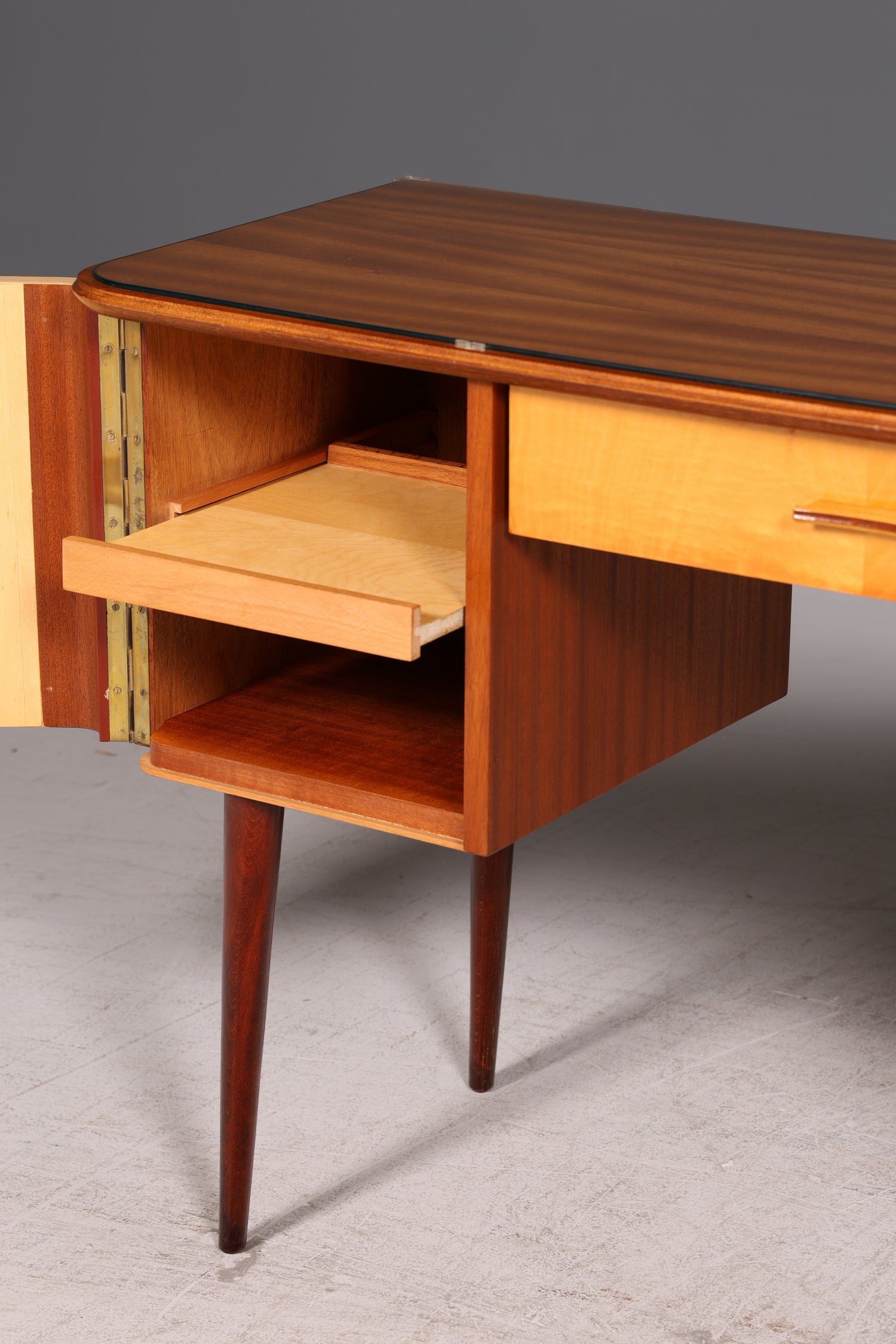 Wunderschöner Mid Century Schreibtisch Bürotisch Vintage Office Table Holz 60s