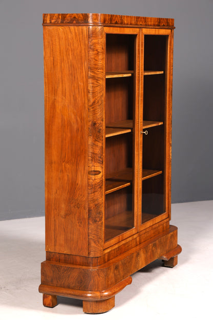 G733 Finish Wunderschöne Art Deco Vitrine Nussbaum Vitrine massiv Holz Antik Schrank (Kopie)