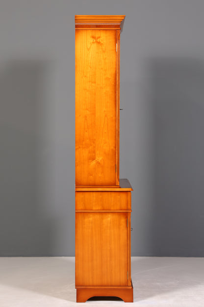 Wunderschöne Englische Vitrine Eibe Bücherschrank Heldense Stil Buffet Antik Stil Glasvitrine 1 vom 2
