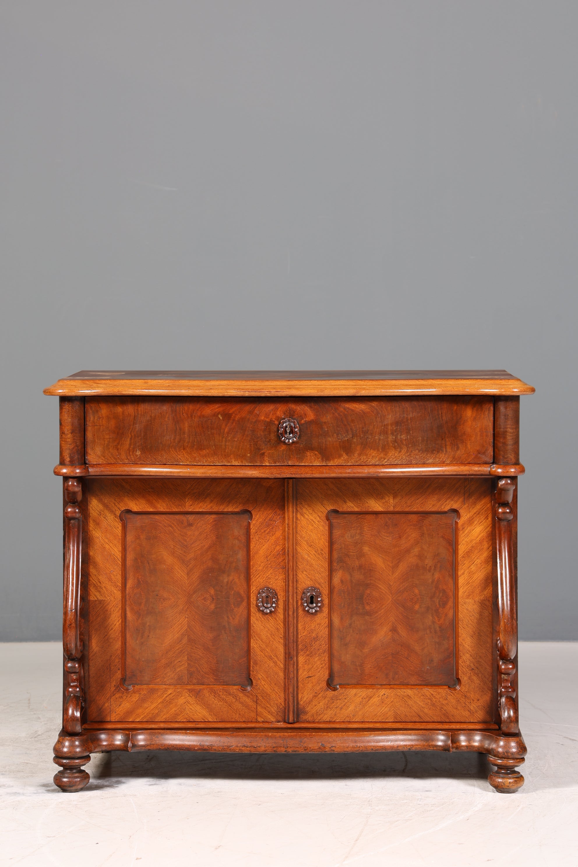 Traumhafte Louis Philippe Kommode Biedermeier Antik Schrank Sideboard um 1880