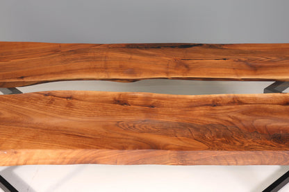 Beeindruckender Epoxidharz Tisch 220-90 cm Epoxy Nussbaum massiv Holz Esszimmer Tisch
