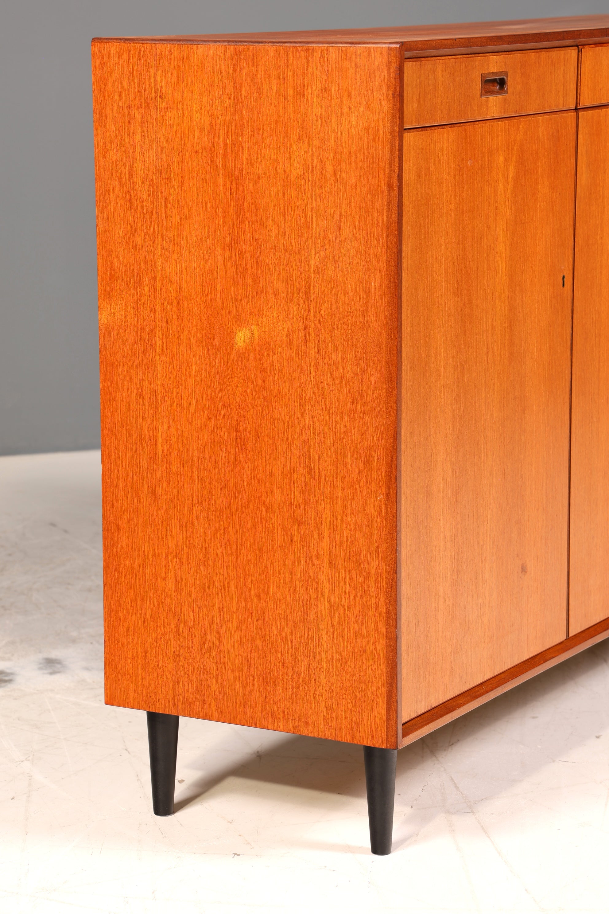 Wunderschönes Mid Century Highboard Sideboard Vintage Schrank 60er Jahre Büro Kommode Aktenschrank