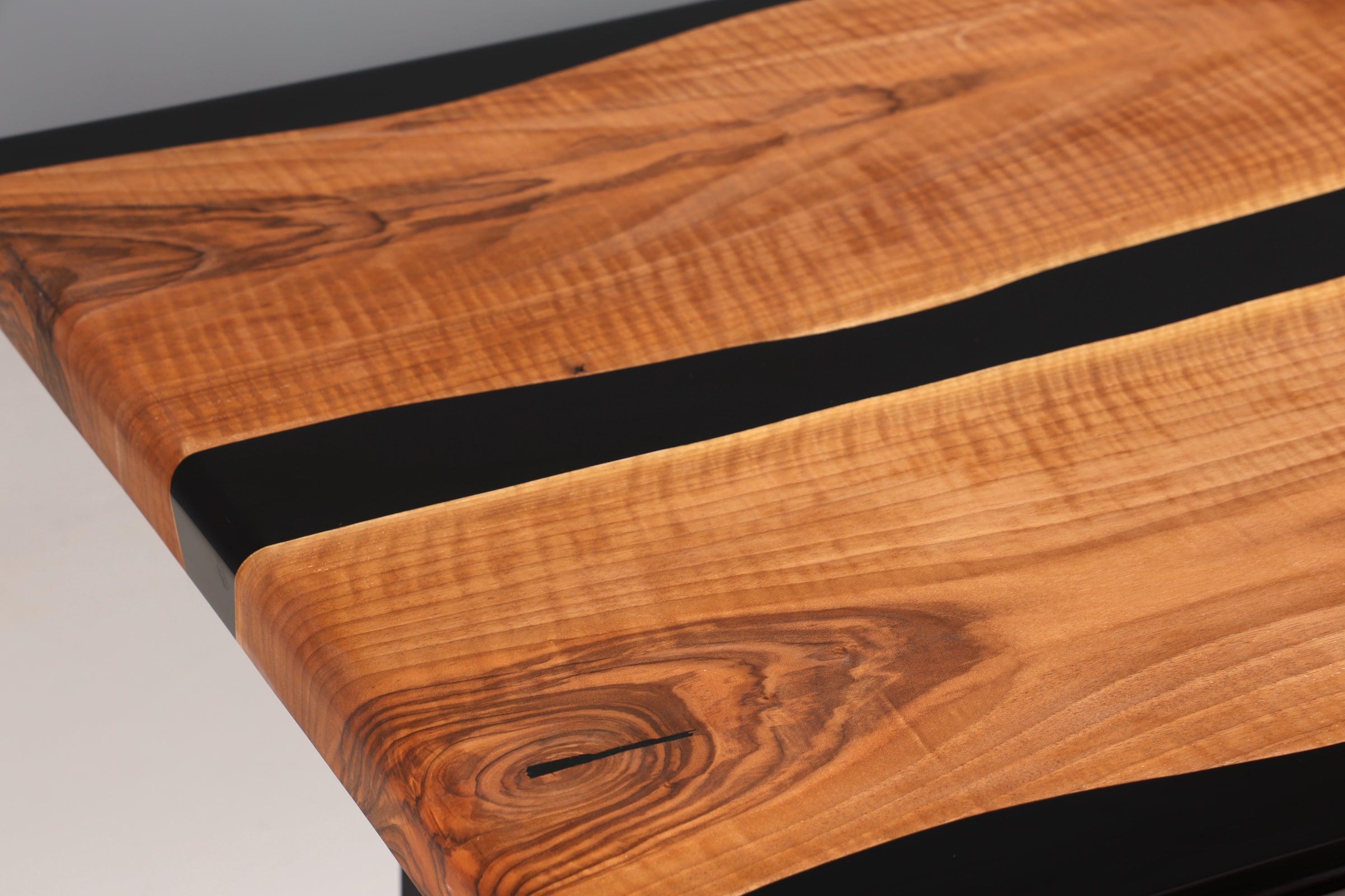 Wunderschöner Epoxidharz Tisch 220-90 cm Epoxy Schwarz Nussbaum Esszimmer Tisch massiv Holz Esstisch