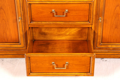 G748 Finish cm SELVA Wunderschönes Englisches Sideboard Eibe Schrank Antik Stil Buffetschrank Kommode (Kopie)