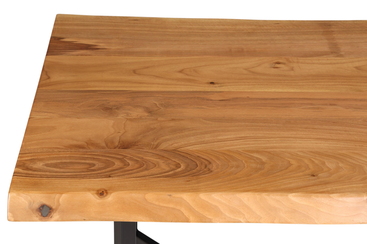 Stilvoller Nussbaum Tisch 140cm-90cm Esszimmer Tisch Baumkanten Platte massiv Holz Küchentisch
