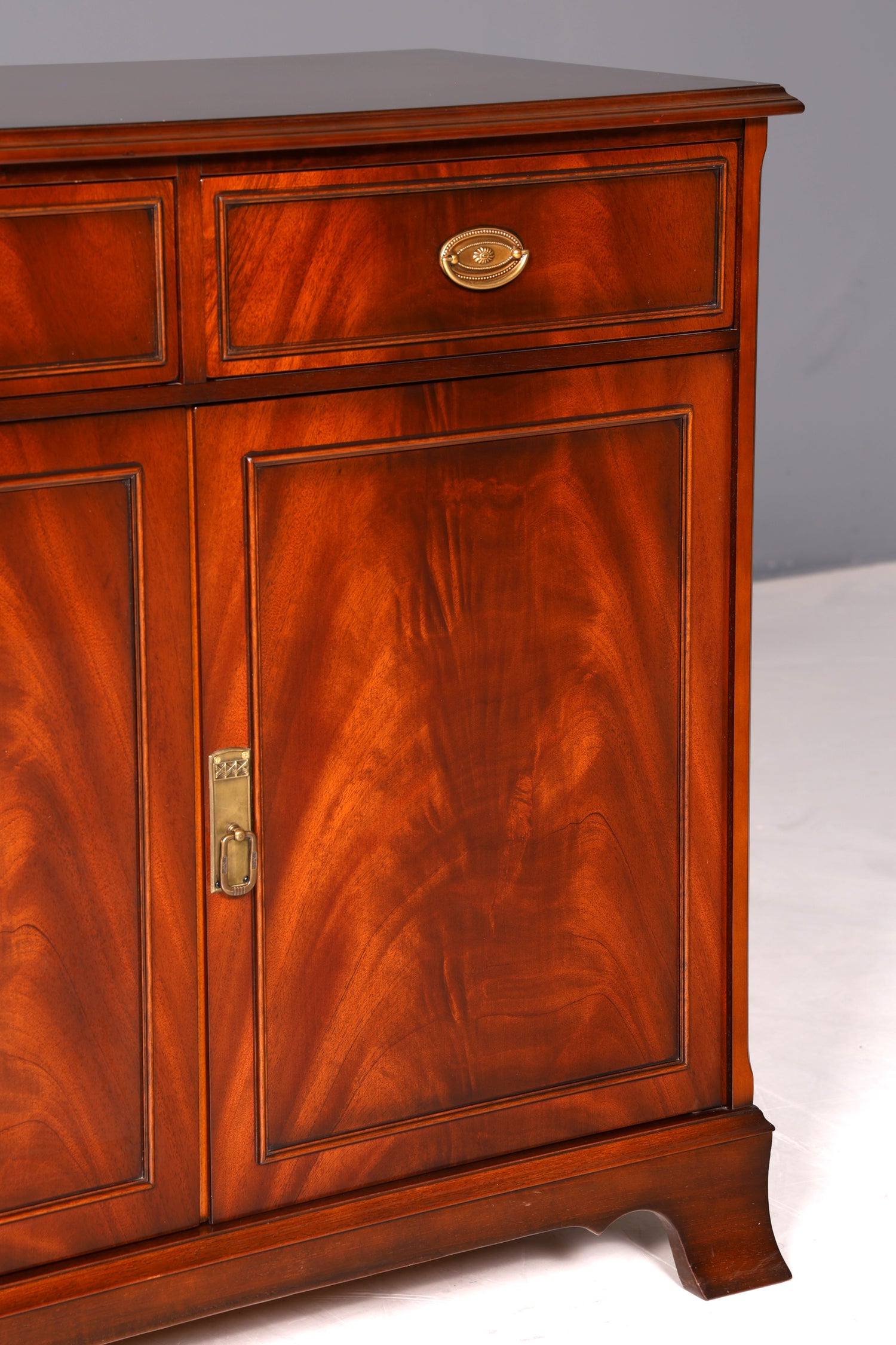 G096 Finish cm HELDENSE Wunderschönes Englisches Sideboard Mahagoni Schrank Antik 60s Buffetschrank Kommode