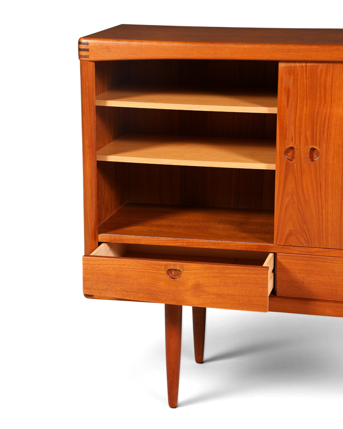 Hauptstadt Möblerei Bramin teak highboard, 60&