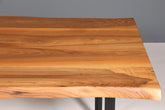Beeindruckender Nussbaum Tisch 180cm-95cm Esszimmer Tisch Baumkanten Platte massiv Holz Küchentisch