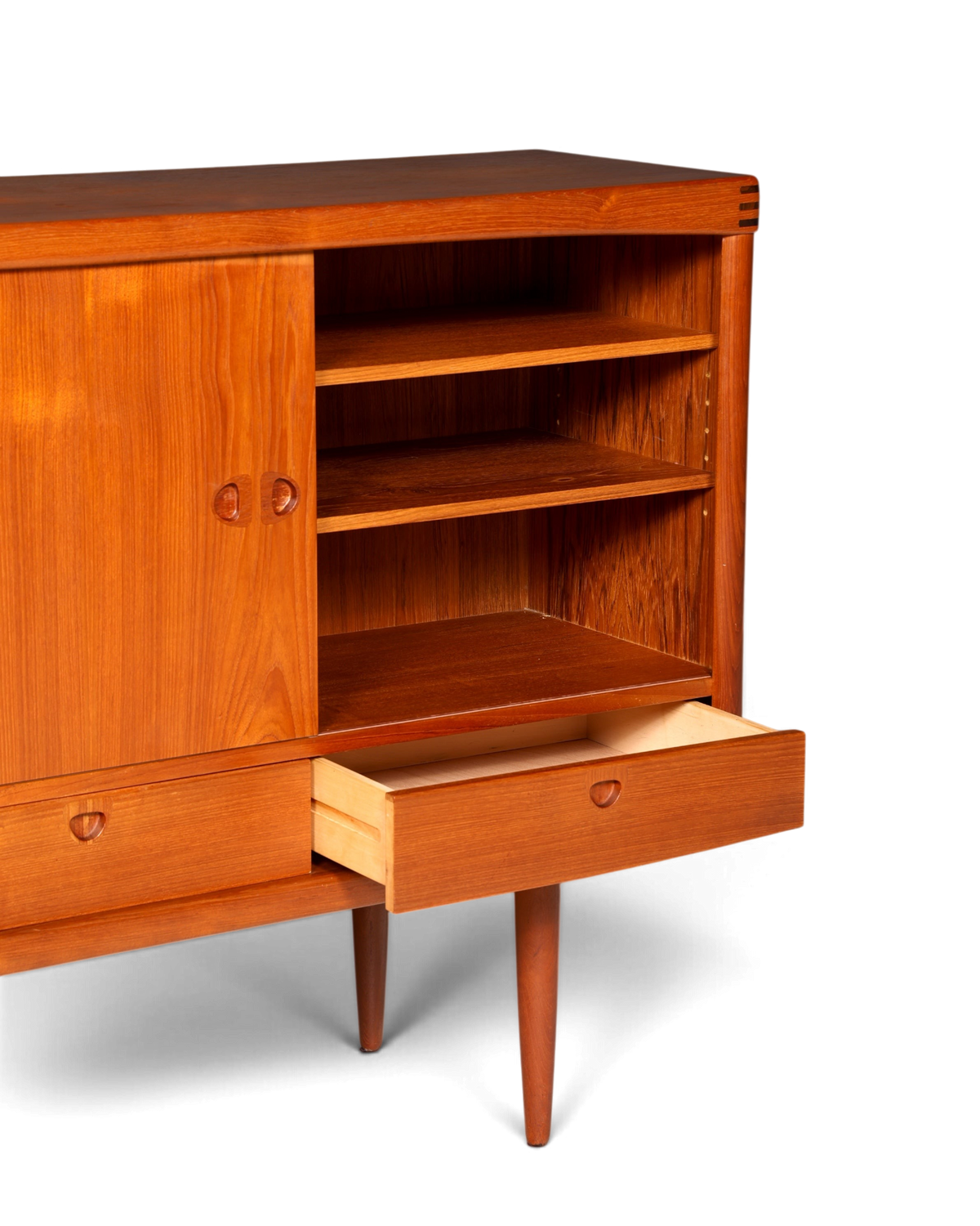 Hauptstadt Möblerei Bramin teak highboard, 60&