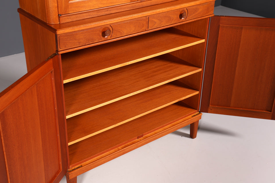 Edler "Carl Malmsten - Herrgården" Schrank Sweden Teak Holz Kleiderschrank Regal