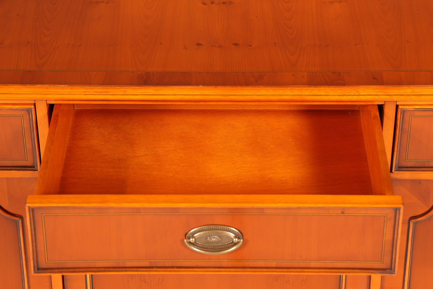 Traumhaftes Englisches Sideboard Original Heldense Buffet Antik Stil Schrank Anrichte