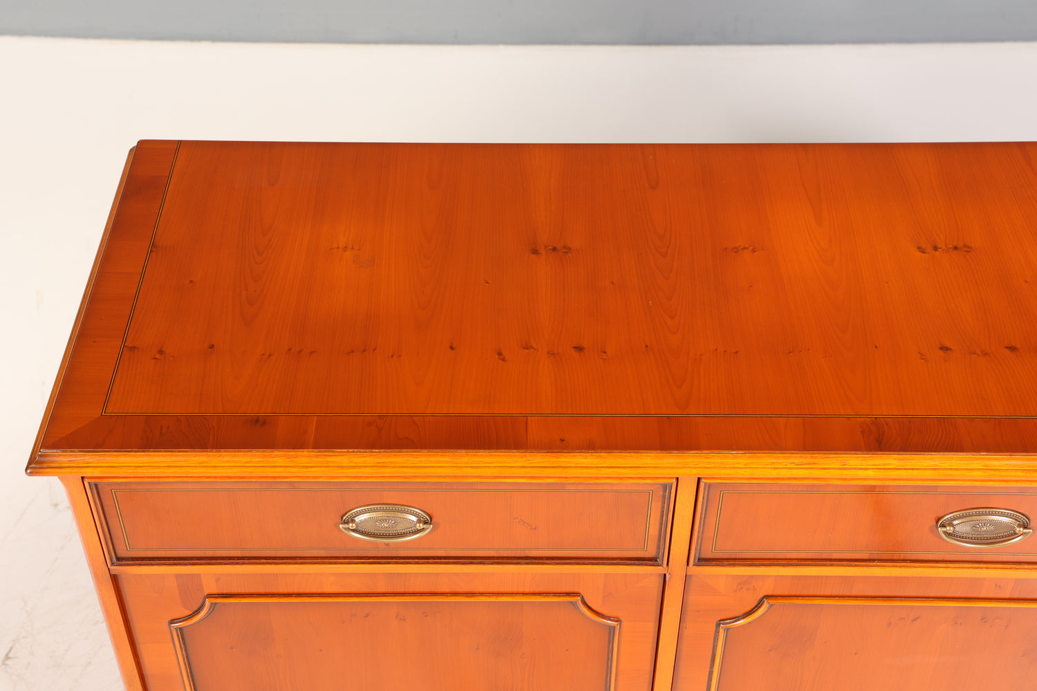 Traumhaftes Englisches Sideboard Original Heldense Buffet Antik Stil Schrank Anrichte