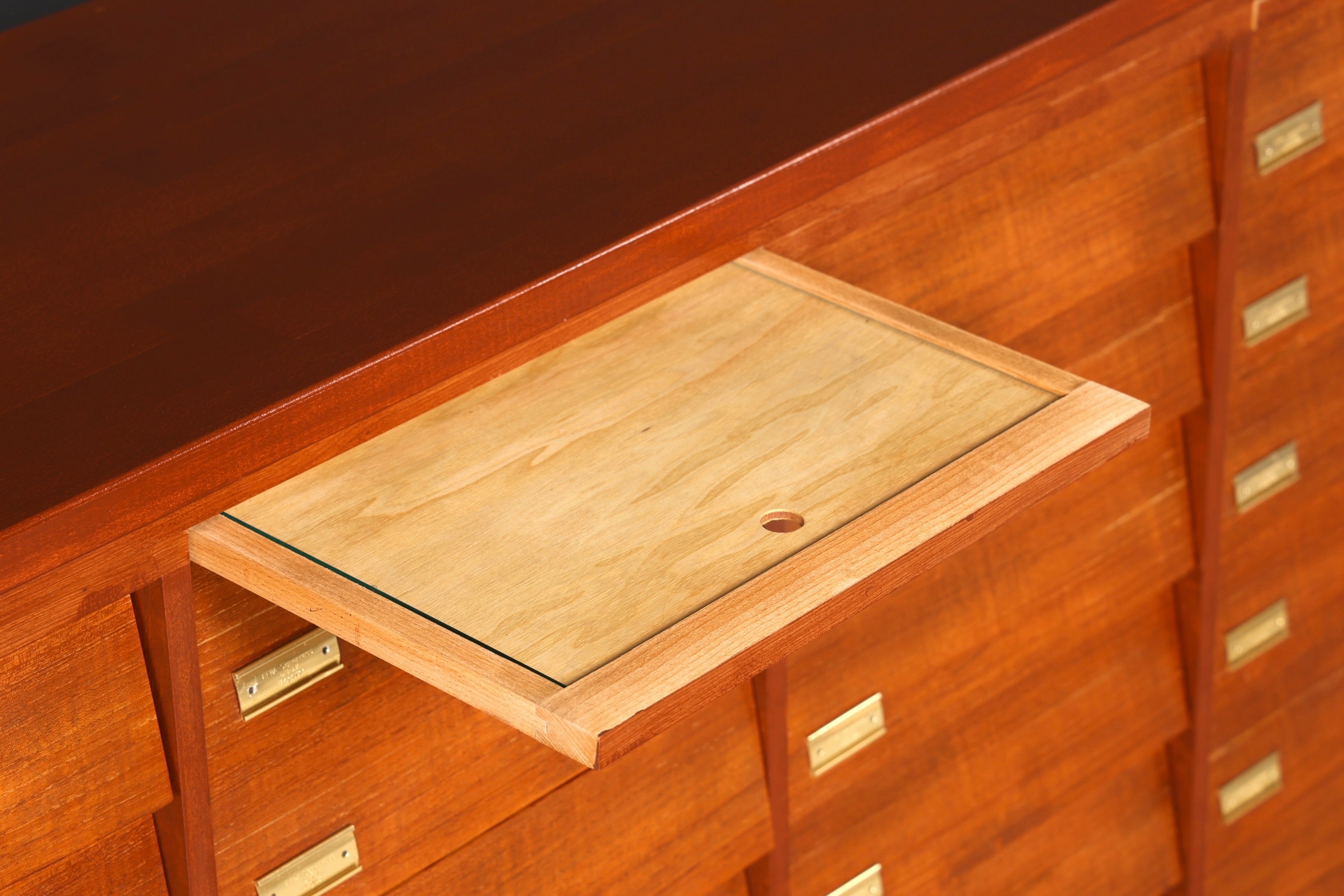 Wunderschöne XXL Mid Century Kommode Vintage Bauhaus Apotheker Schrank Retro Schubladenkommode 2 von 2
