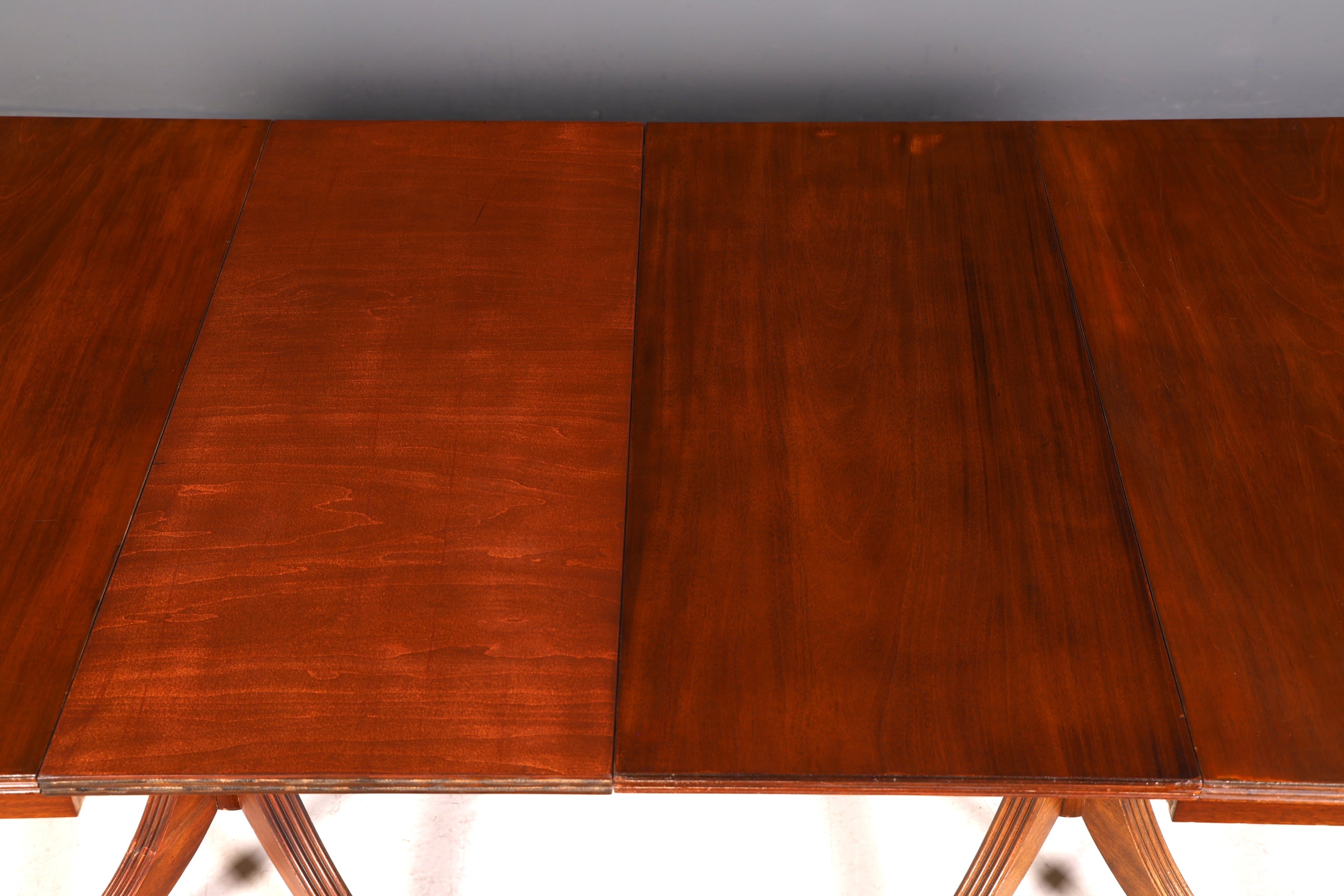 G114 Finish Wunderschöner Englischer Tisch ausziehbarer Esstisch Antik Stil 60s Küchentisch Eibe