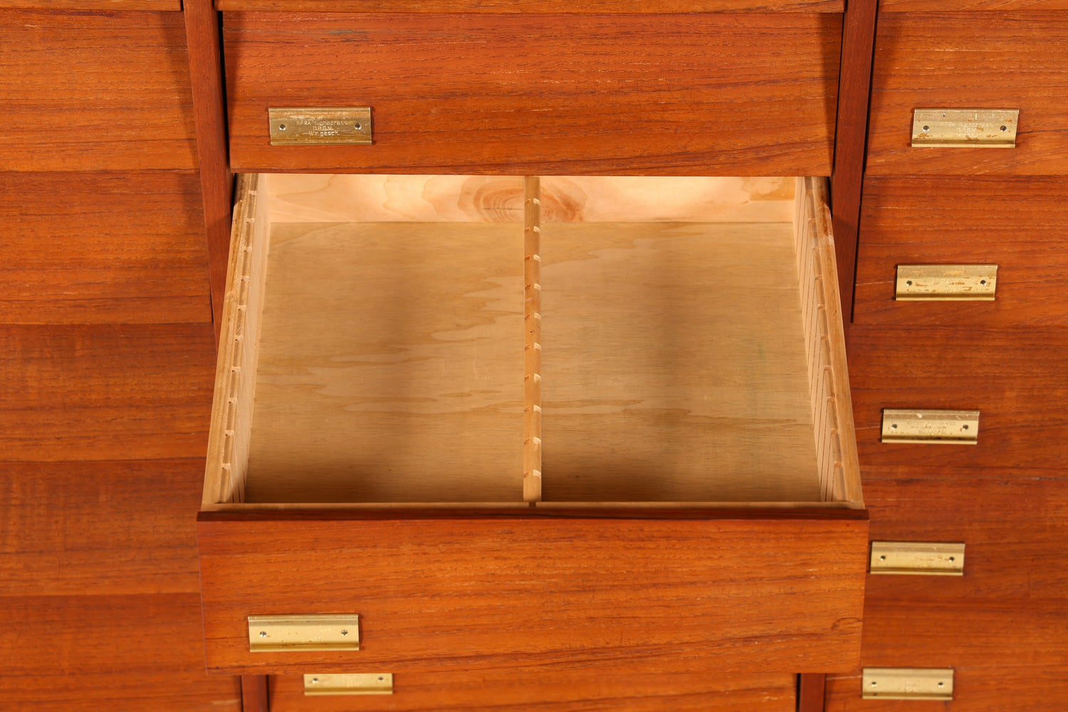 G116 Finish Wunderschöne Mid Century Kommode Vintage Bauhaus Apotheker Schrank Retro Schubladenkommode