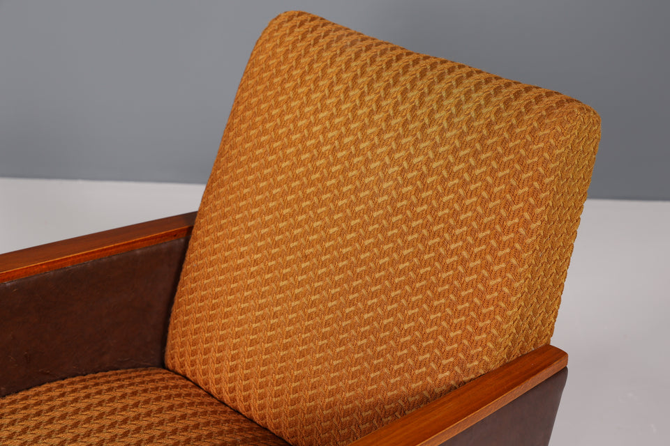 Wunderschöner Mid Century Sessel Retro Cocktail Sessel Orange 1 von 2