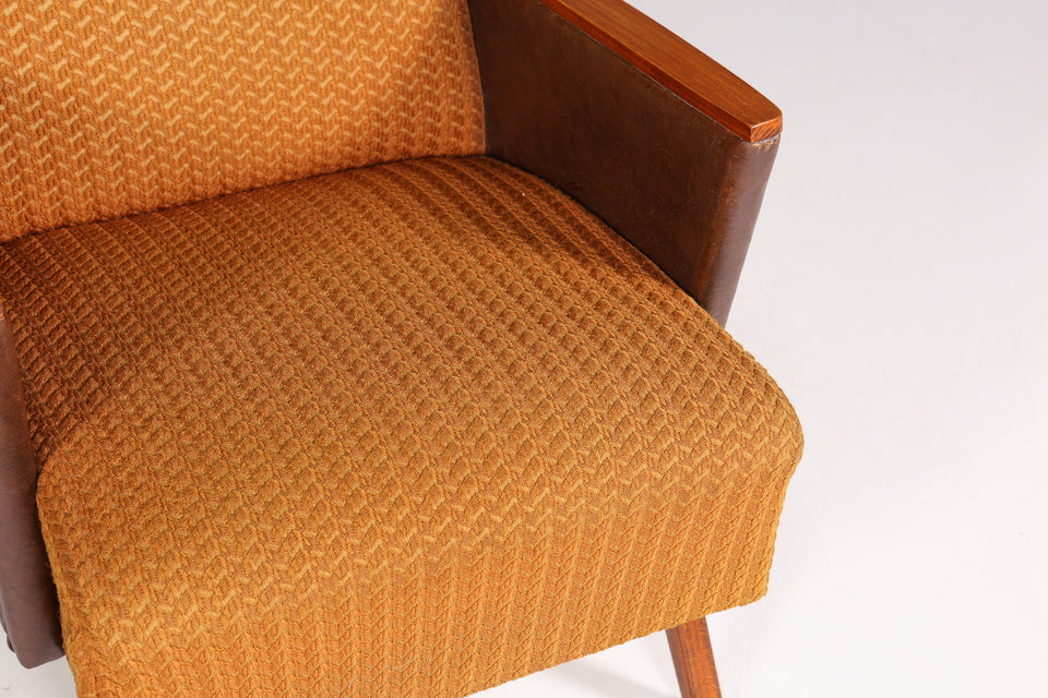 Wunderschöner Mid Century Sessel Retro Cocktail Sessel Orange 1 von 2