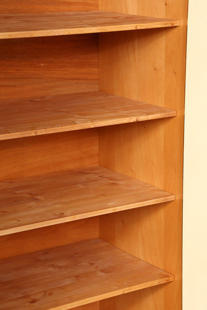Wunderschöner Mid Century Kleiderschrank Vintage Schrank Retro Wäscheschrank